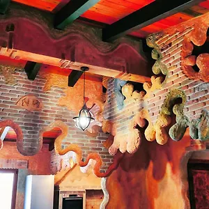 Casa Gaudi - House & Teulada